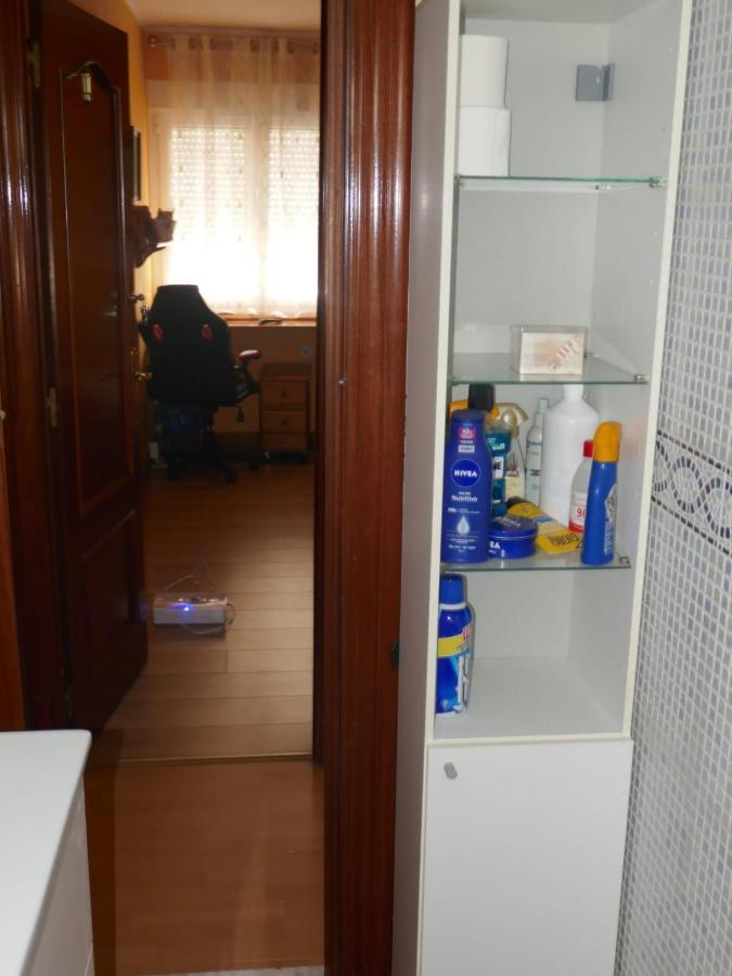 Habitacion individual en Avilés Esterno foto
